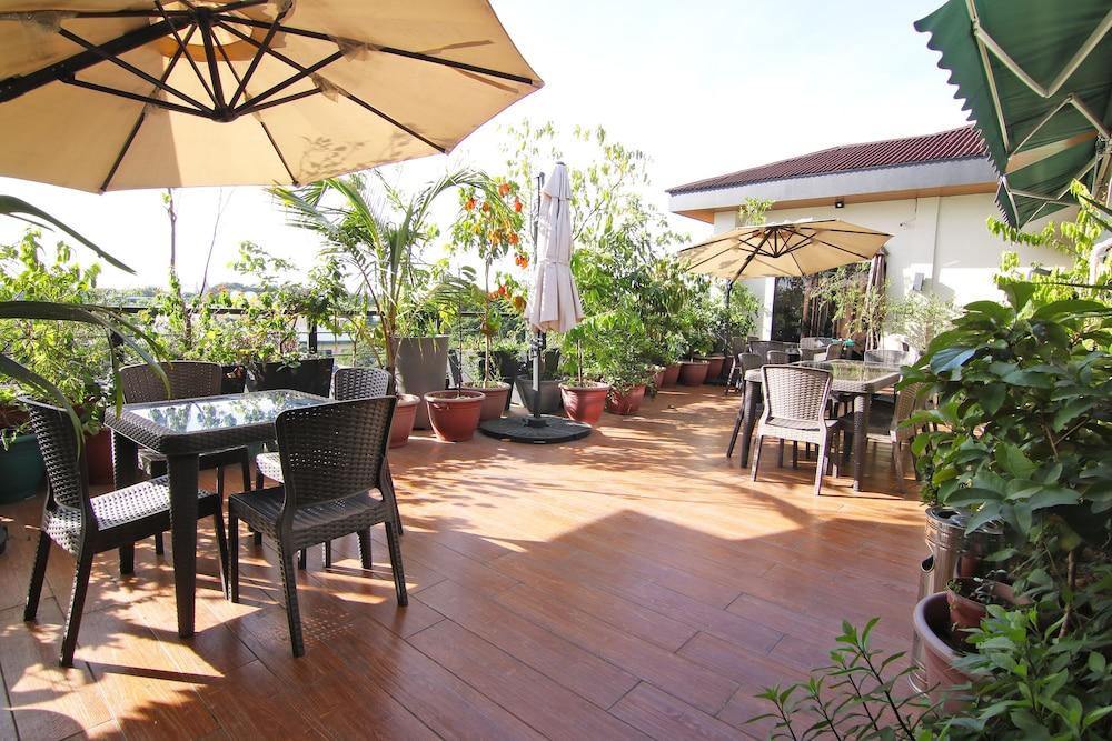 Spiral Suites Hotel Quezon City Ngoại thất bức ảnh